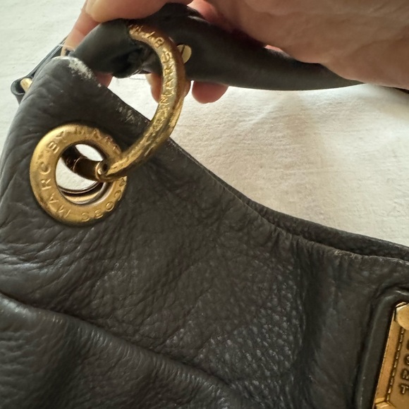 Marc by Marc Jacob taupe top handle/ cross over in good shape - Picture 5 of 9